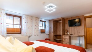 Room - Vrbo Property (Schladming)