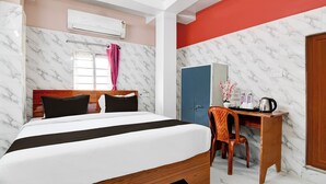 Phòng đôi Deluxe | Bàn, truy cập Internet không dây miễn phí 
