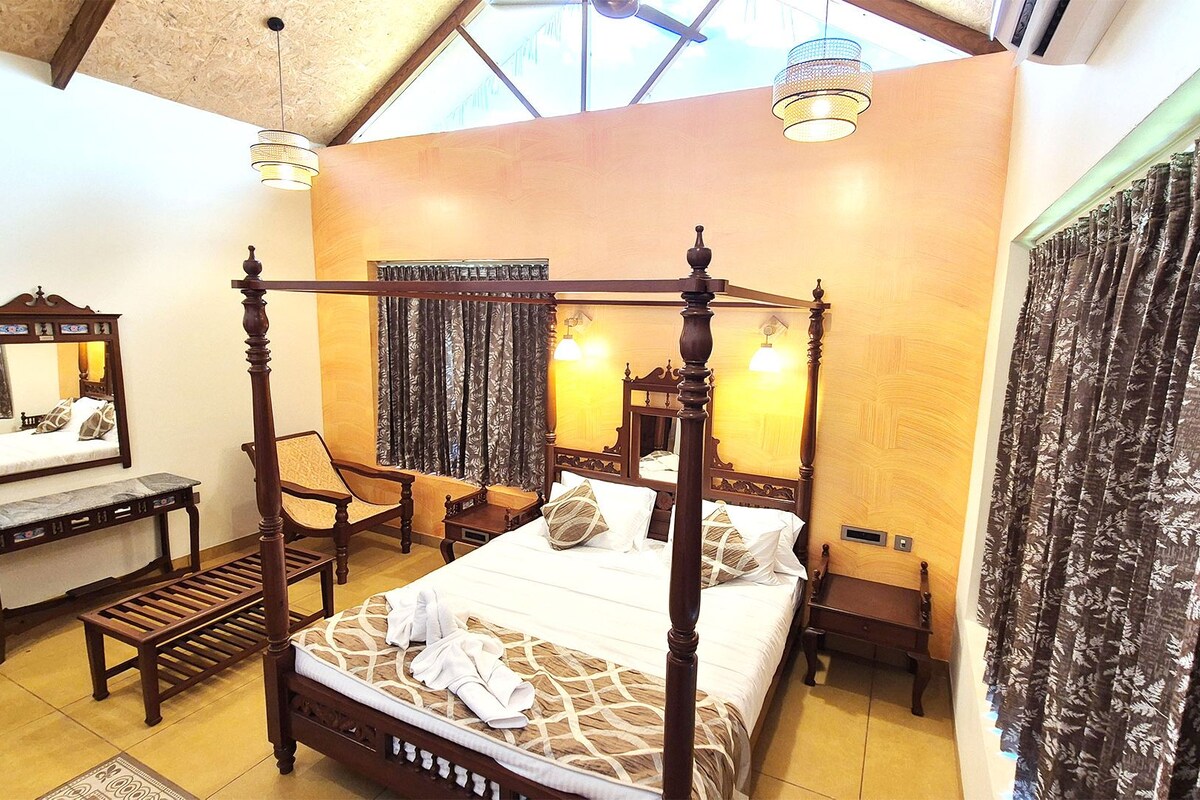 WiFi (free), bed sheets