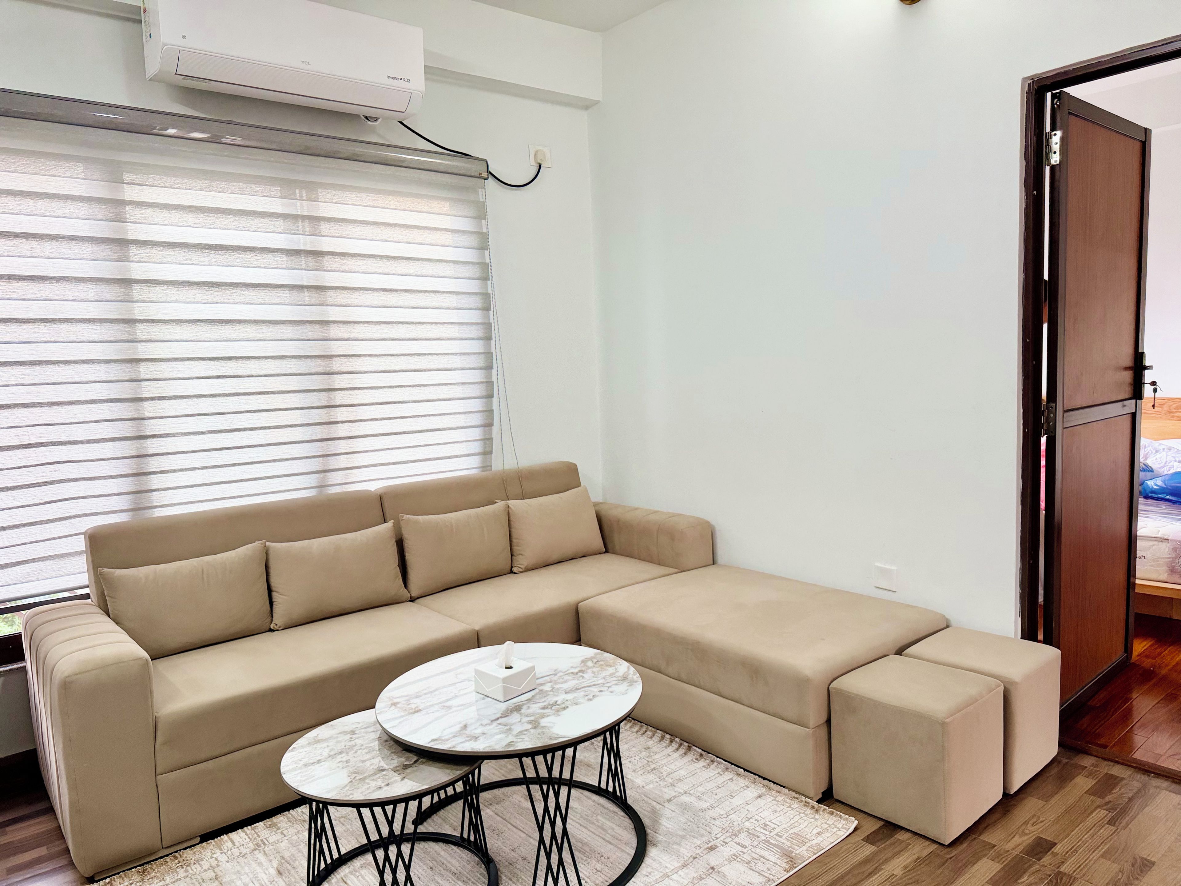 Apartment, Balcony, City View | Living area