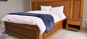 Rom – executive, 1 queensize-seng, ikke-røyk, byutsikt | Skrivebord, strykejern/-brett og wi-fi (inkludert)