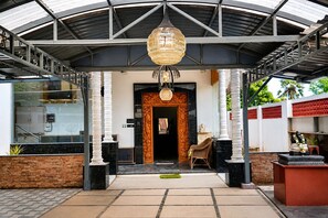 Bagian depan properti