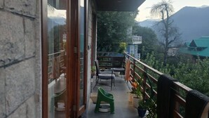 Property grounds - Adventure Stays (Kullu)
