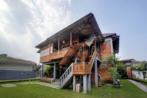 Ảnh chưa phân loại, 3 trong số 49 ảnh, nút
