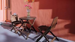 Outdoor dining - Rons Wizardry Healing Homestay (Tongzhou)