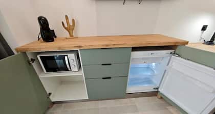 AH RENTALS Smart Living