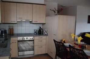 Untagged - Fox Den South/Terrace (Beatenberg)