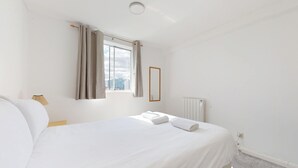Room - Vrbo Property (Croydon)
