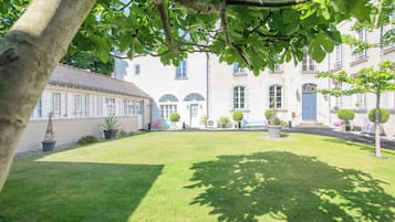 Basic Double Room, Garden View | Exterior