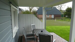 Outdoor dining - - Karstens Holiday Farm (Elpersbüttel)