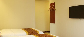 Shell Weifang Linqu Donghuan Road Hotel