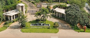 Ngoại thất