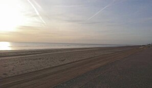 Unclassified image, 2 of 12, button - Cabin Sleeps 4 With Pets Welcome (Mablethorpe)