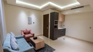 Ảnh chưa phân loại, 5 trong số 28 ảnh, nút
