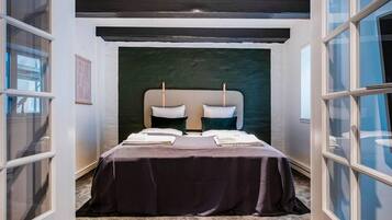 Desk, iron/ironing board, free WiFi, bed sheets