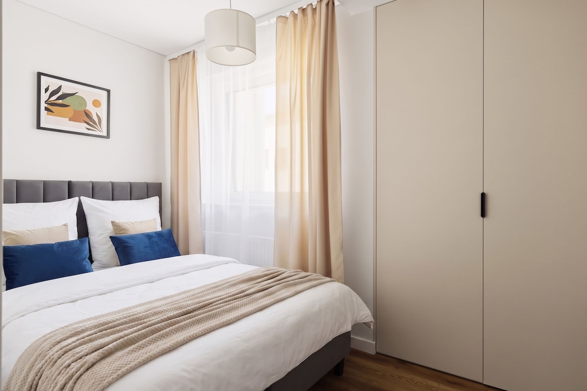 Apartment, 2 Bedrooms, Ground Floor | Iron/ironing board (on request), WiFi (free), bed sheets