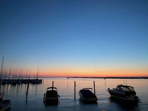 Marina - Reutemann Guesthouse WG3 - Cozy Vacation Rental with a Terrace (Nonnenhorn)