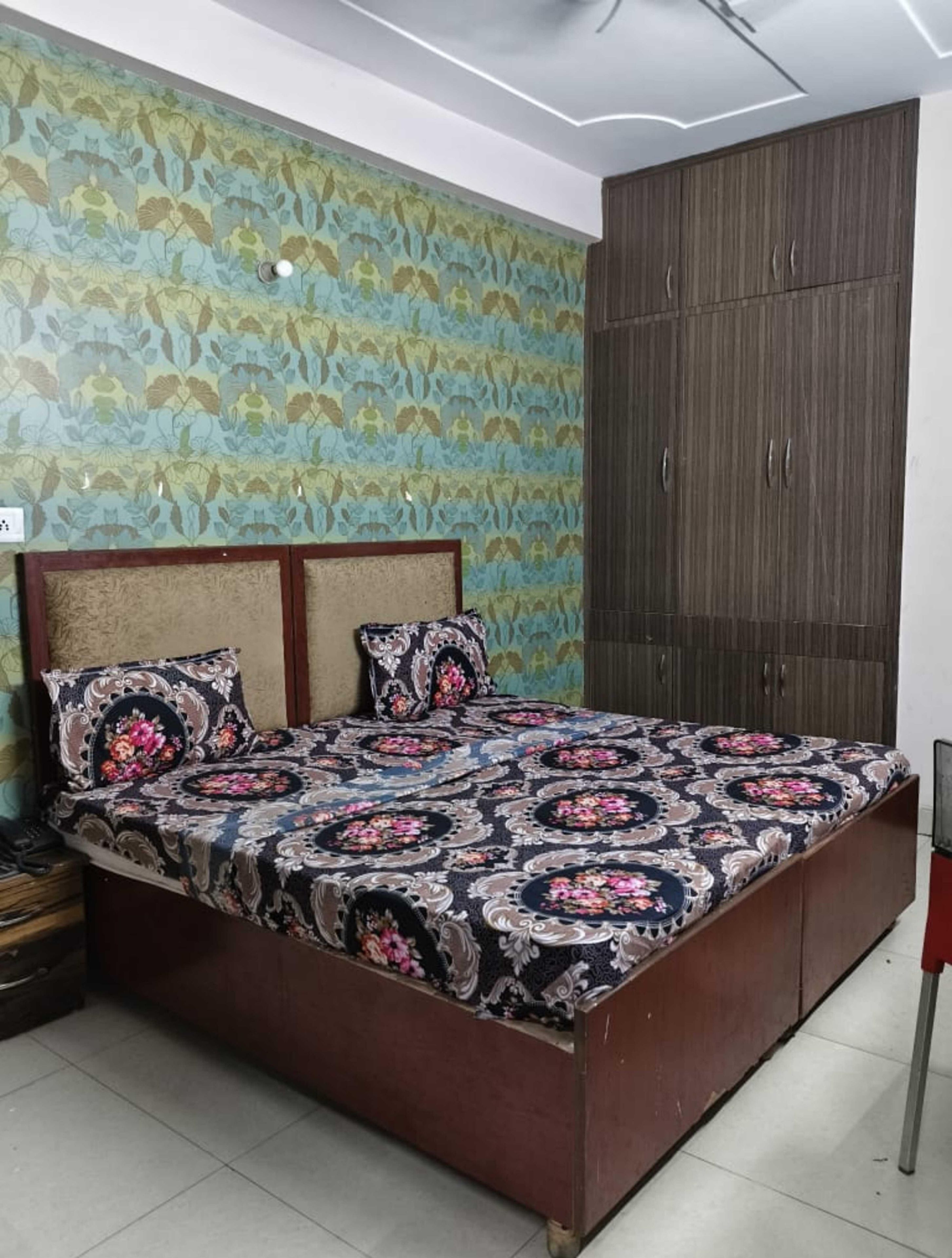 Deluxe Room | Rollaway beds (surcharge), bed sheets