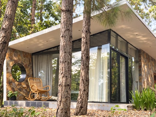 Forest Villa F307 managed by Armin Homes