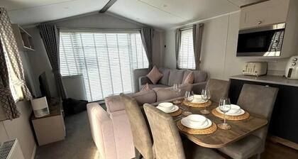 6 Berth Holiday Home | Near Skegness Beach