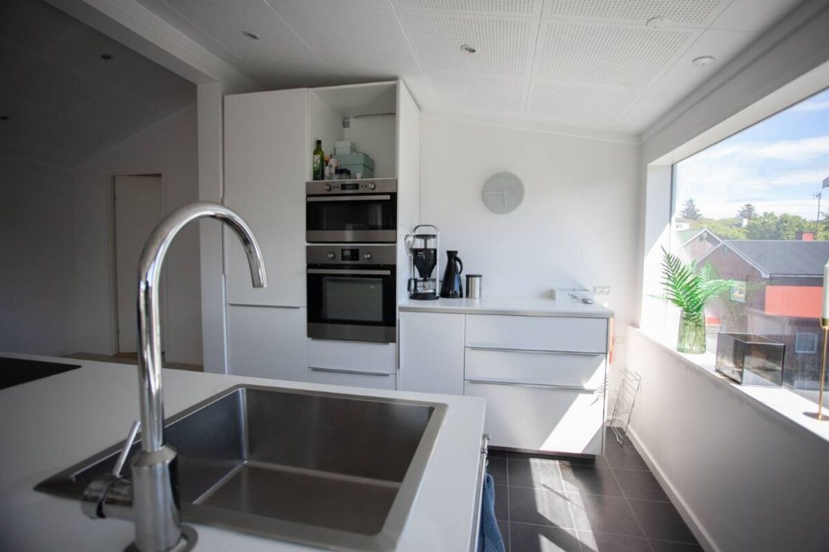 Penthouselejlighed - byudsigt | Privat køkken