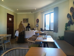 Dining - Le Cottage Mbale (Mbale)