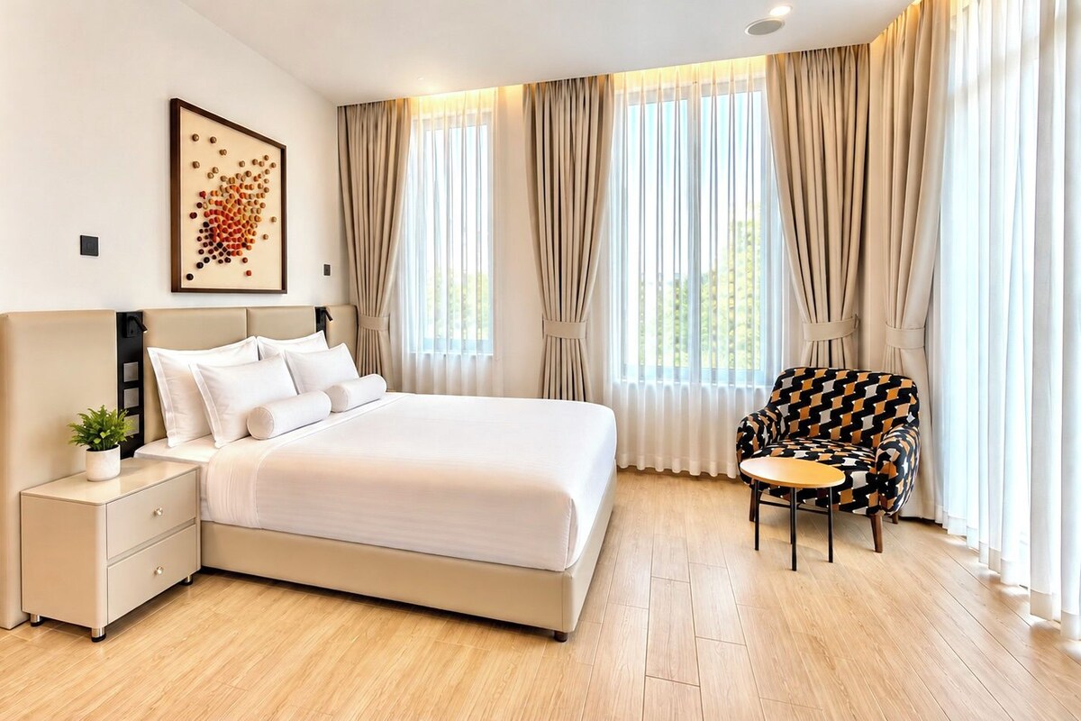 Studio Deluxe, ban công, quang cảnh sân golf | Bộ đồ giường kháng dị ứng, két bảo mật tại phòng, màn/rèm cản sáng 