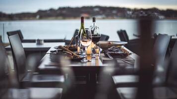 Family Double Room | Outdoor dining
