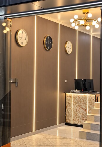 No.1 Diamond Hotel