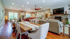 Unclassified image, 4 of 37, button - Fun w/ Family! Spacious Maryville Gem w/ Patio (Maryville)