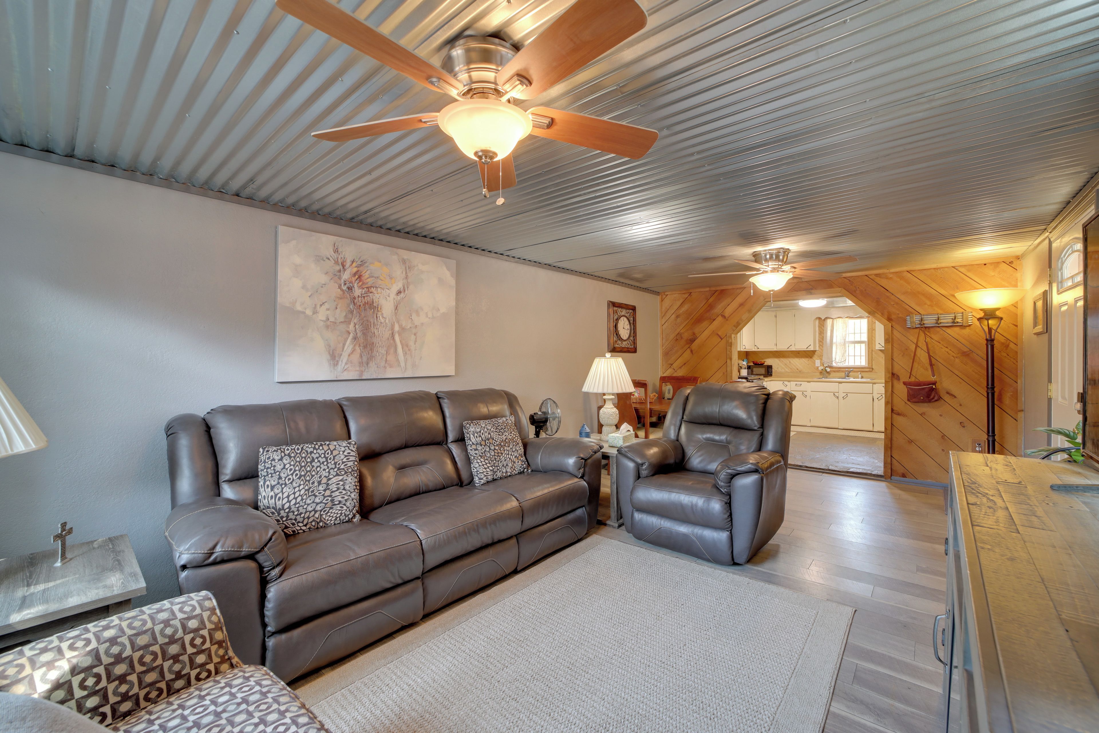 House (2 Bedrooms) | Front of property