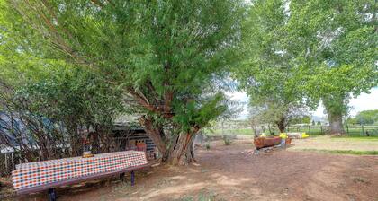 Rural Home Close to Hot Springs & 4 Ski Resorts
