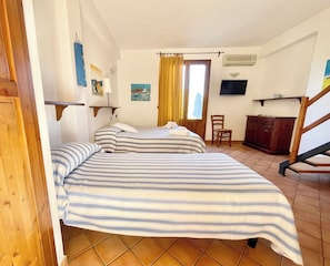 Unclassified image, 4 of 42, button - Farmhouse with panoramic swimming pool in Gioiosa Marea (Gioiosa Marea)