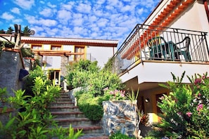 Unclassified image, 3 of 42, button - Farmhouse with panoramic swimming pool in Gioiosa Marea (Gioiosa Marea)