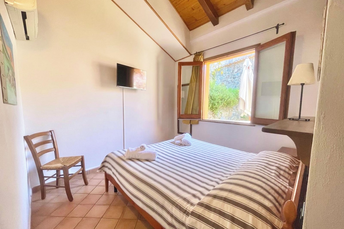 Minibar, cots/infant beds, free WiFi, bed sheets