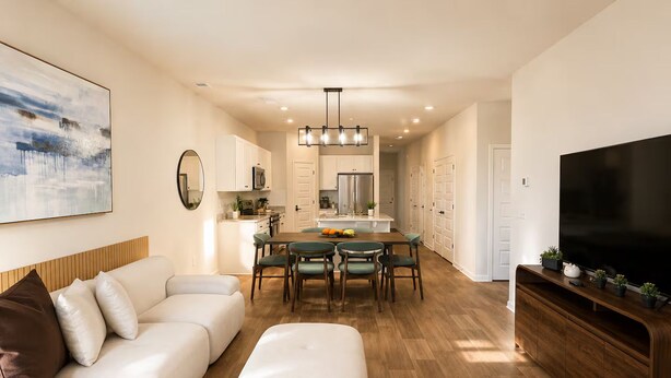 Living area - Brand-New Family Home with Pool - Sleeps 10 (Myrtle Beach)
