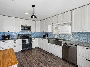 Kitchen - Keurig - Second Floor - Pink Pearl | Updated Bayfront Home w/ Private Dock! (Rockport)
