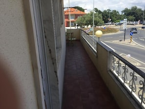 Khuôn viên nơi lưu trú