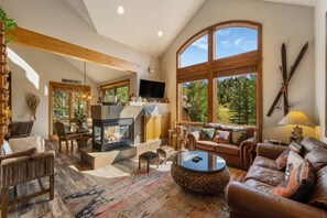 Living area - New! Terraces Chalet - Ski In/Out, Garage, Sleeps 6! (Mountain Village)