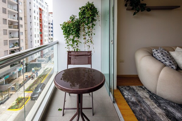 Property grounds - Vrbo Property (Miraflores)