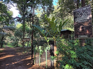 Property entrance - Captain's Camp (Sirsi)
