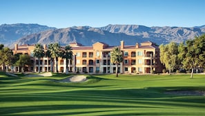 Unclassified image, 5 of 7, button - 1BR Villa property on Shadow Ridge II resort, suitable for Coachella (Palm Desert)