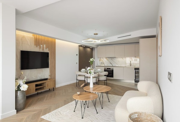 Unclassified image, 1 of 9, button - Vrbo Property (Cannes)