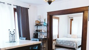 Room - The Center of it all near Bates, St. Mary’s & CMMC (Lewiston)