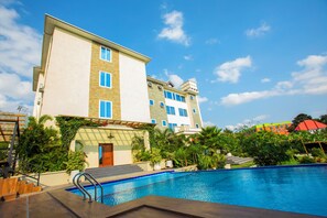 Ảnh chưa phân loại, 2 trong số 23 ảnh, nút