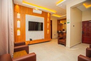 Ảnh chưa phân loại, 3 trong số 23 ảnh, nút