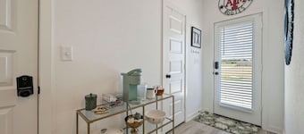 Pristine New 2BR Townhome | South College Station