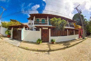 Ảnh chưa phân loại, 2 trong số 38 ảnh, nút
