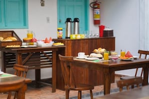 Ảnh chưa phân loại, 4 trong số 38 ảnh, nút