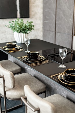 Dining - The Onyx Residence (Edinburgh)
